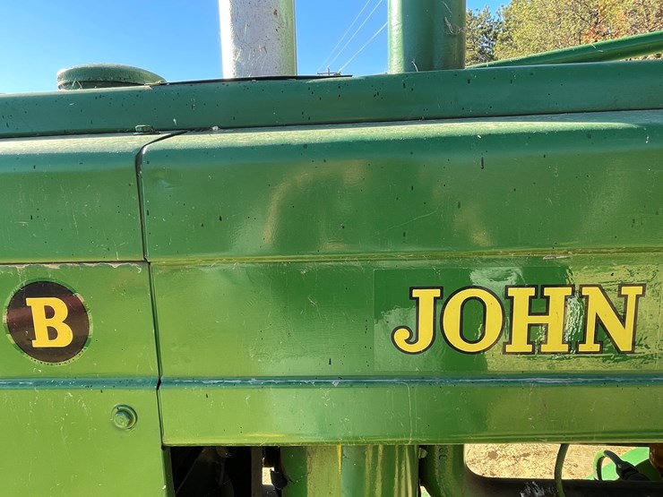 john-deere-b-image-35