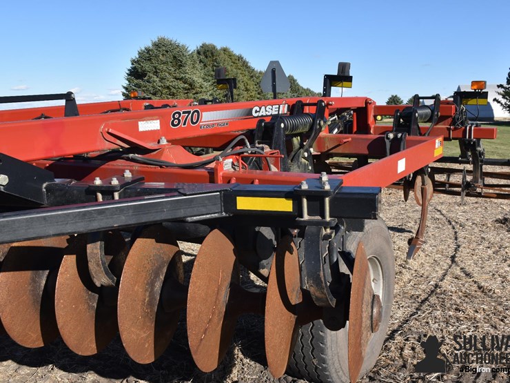 2013-case-ih-870-ecolo-tiger-7-shank-ripper-image-16