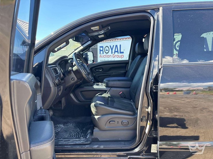 2018-nissan-titan-image-14