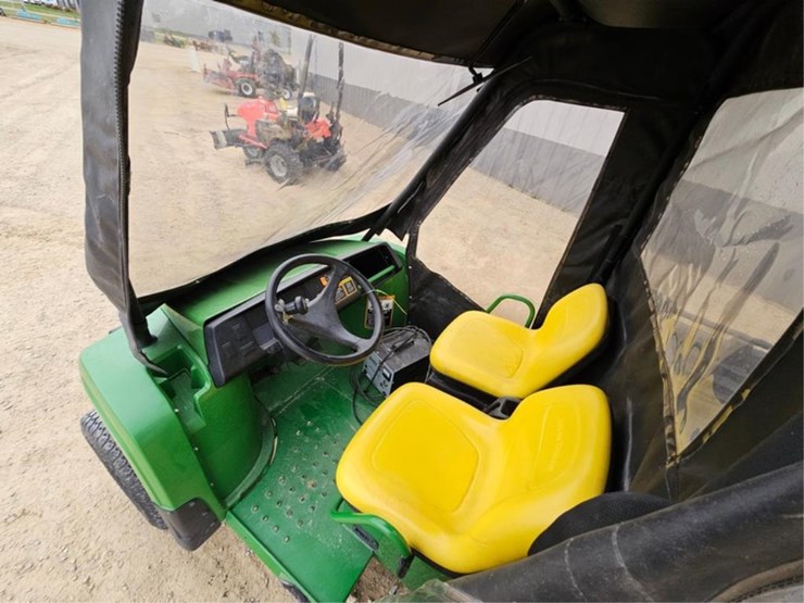 2011-john-deere-gator-image-22