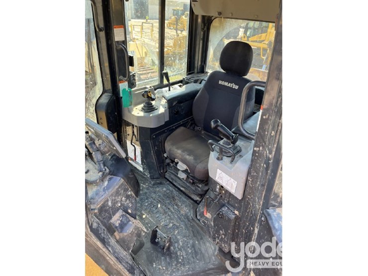 2023-komatsu-d61pxi-24-image-25
