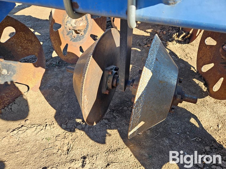 blu-jet-track-master-image-9