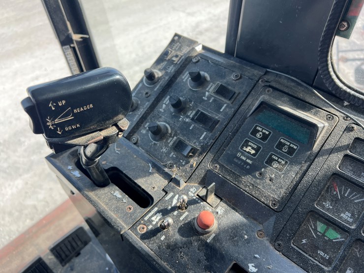 case-ih-1680-image-22