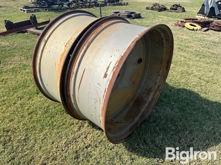 international-42”-tractor-rims-image-3