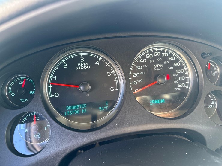 2012-gmc-yukon-xl-image-6