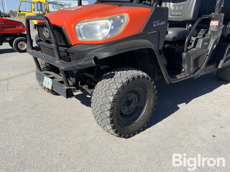 2018-kubota-rtvx1140-image-14