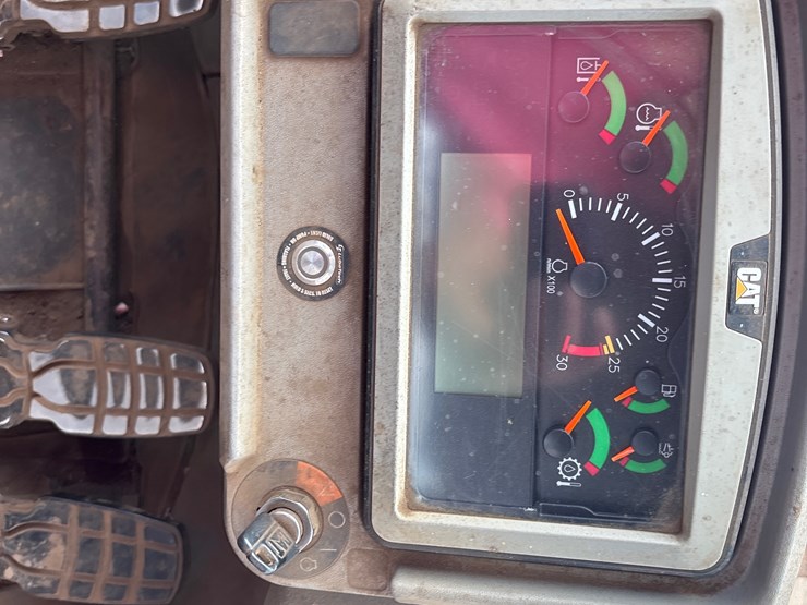 caterpillar-980-image-13