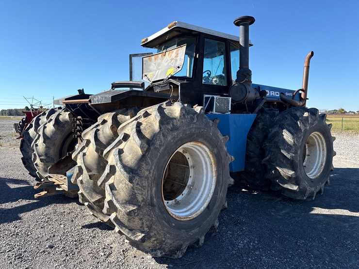 ford-tractor-image-3