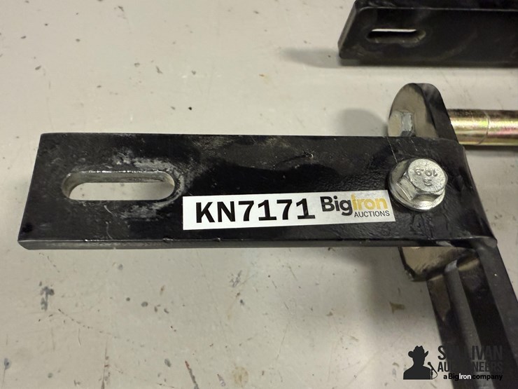 john-deere-cab-display-bracket-image-12