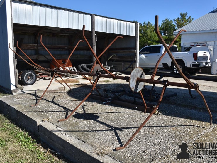 american-machine-6-row-corn-reel-w/brackets-image-3