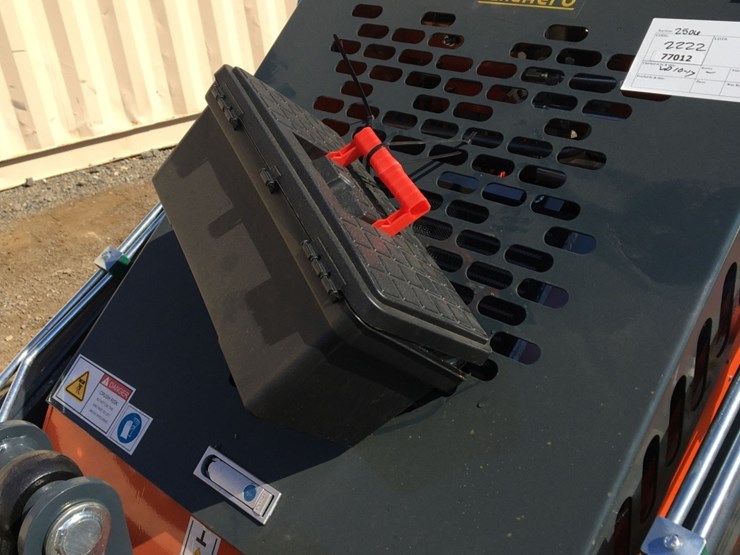 unused-2025-landhero-ldh-t460-stand-on-compact-image-10