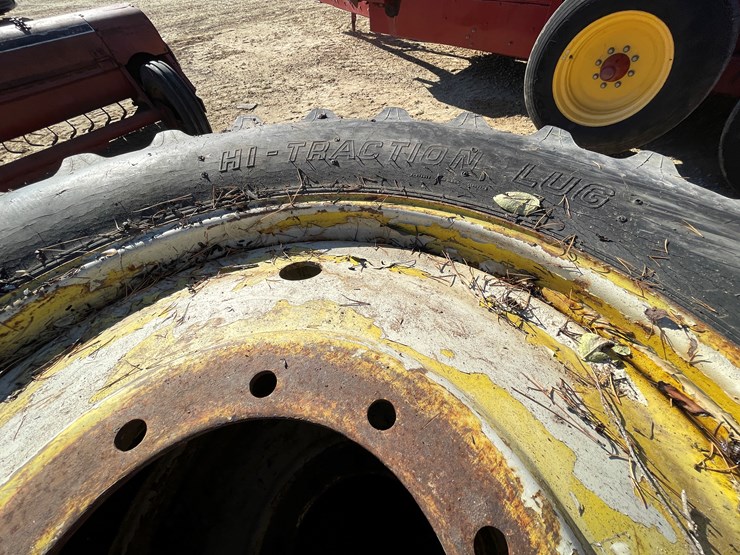 #5945-•-(2)-titan-18.4-38-bolt-on-duals-image-16