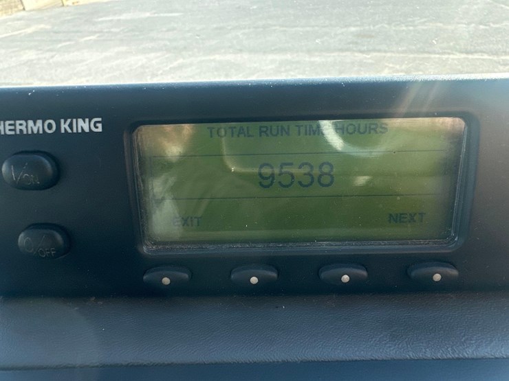 2020-freightliner-m2-106-image-6