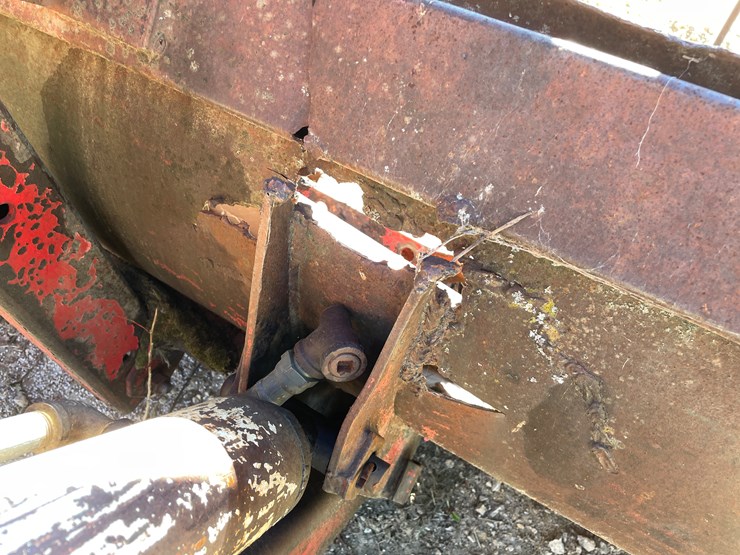 #5937-•-leon-front-end-loader-image-23