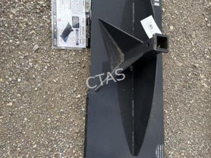 #126-•-skid-steer-utility-hitch-adapter-2"-receiver-image-2