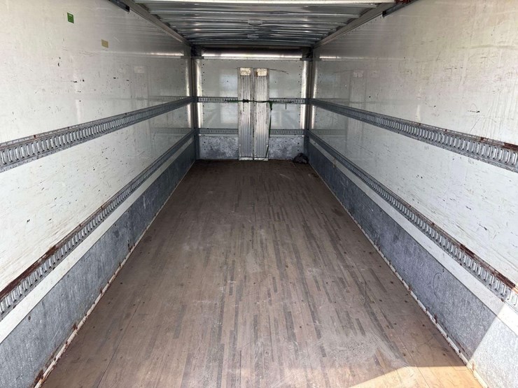 2018-isuzu-ftr-image-14