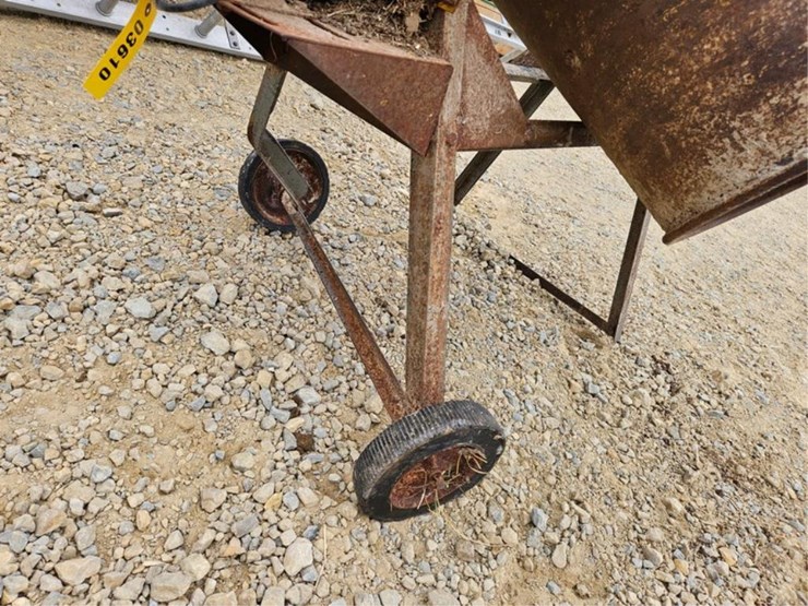 #3610-•-110-volt-concrete-mixer-image-14