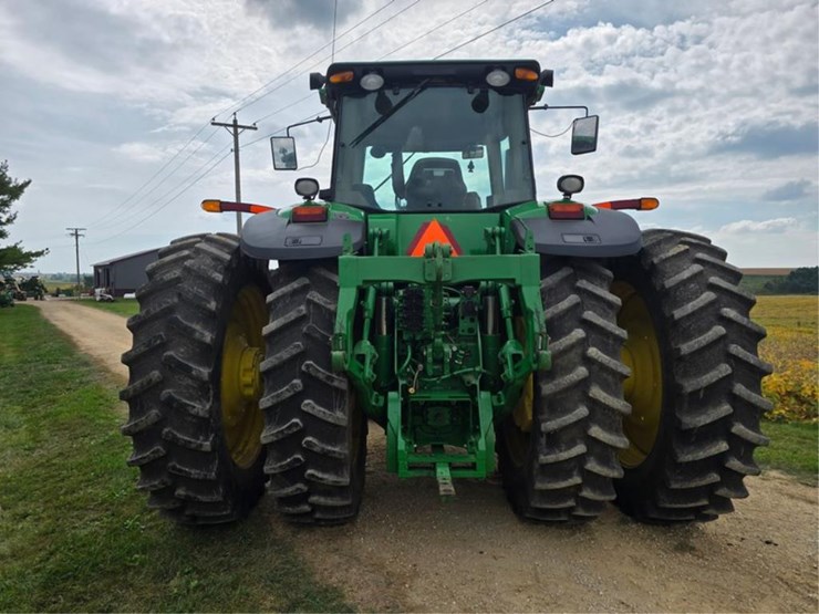 john-deere-8330-image-5