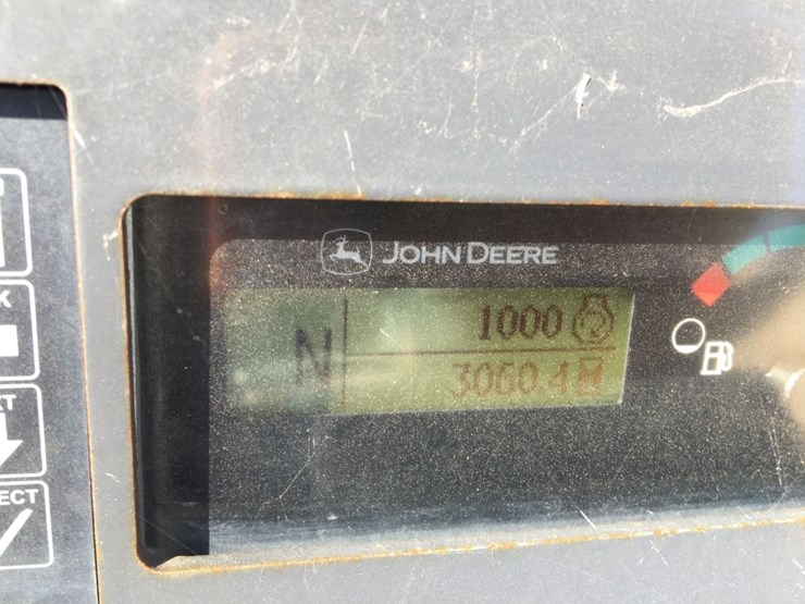 2019-deere-210lep-image-5