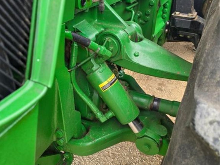 john-deere-8330-image-17