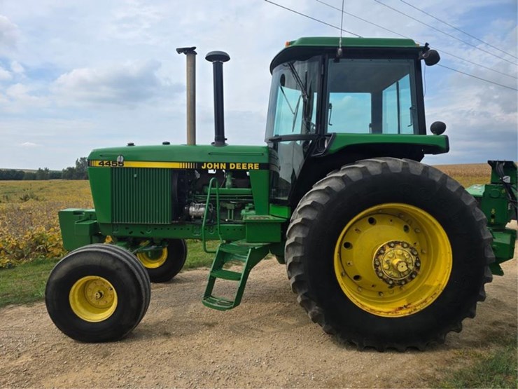 john-deere-4455-image-2