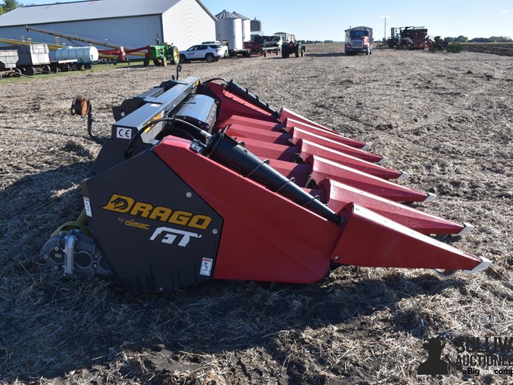 2022-drago-gt-6r30-corn-head-image-4
