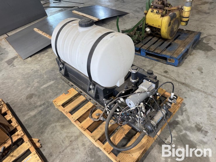 surefire-spartan-125-fertilizer-pump-&-tank-system-image-3