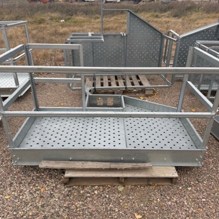 2 Galvanized Platforms (PD5311)