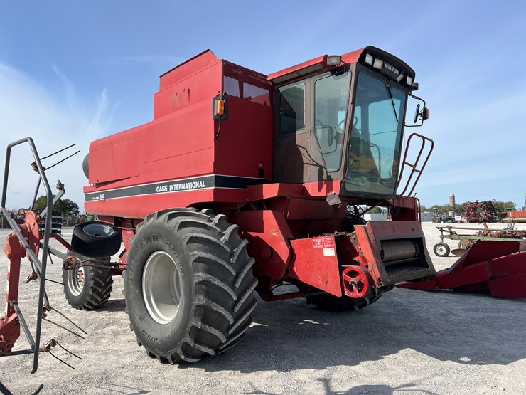 case-ih-1680-image-1