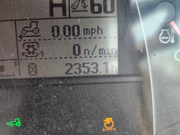 2020-kubota-m6-131-image-13