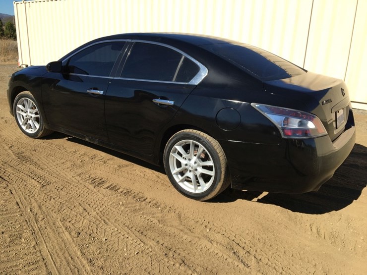 2014-nissan-maxima-sedan,-image-4