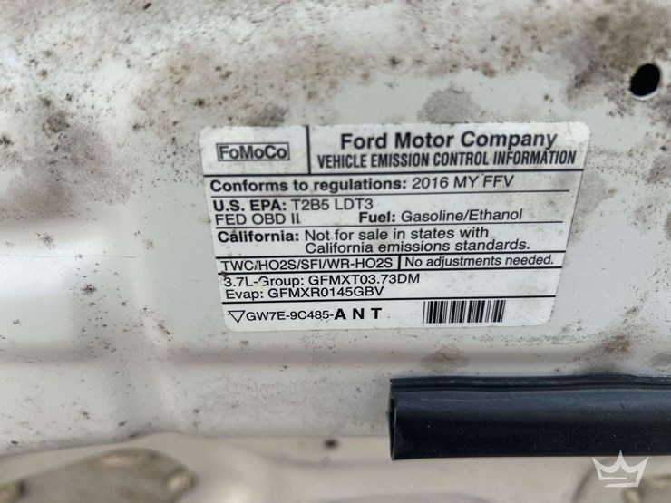 2016-ford-explorer-image-8