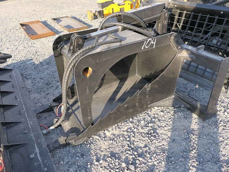 giyi-stump-grab-bucket,-fits-skidsteer-qt-(unused)-(tax)-image-1