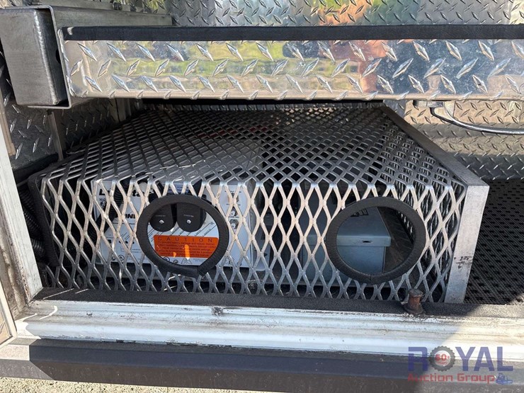 2008-sterling-acterra-image-14