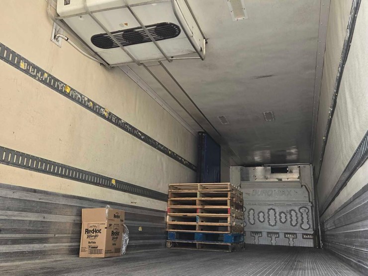 2012-great-dane-trailer-image-4