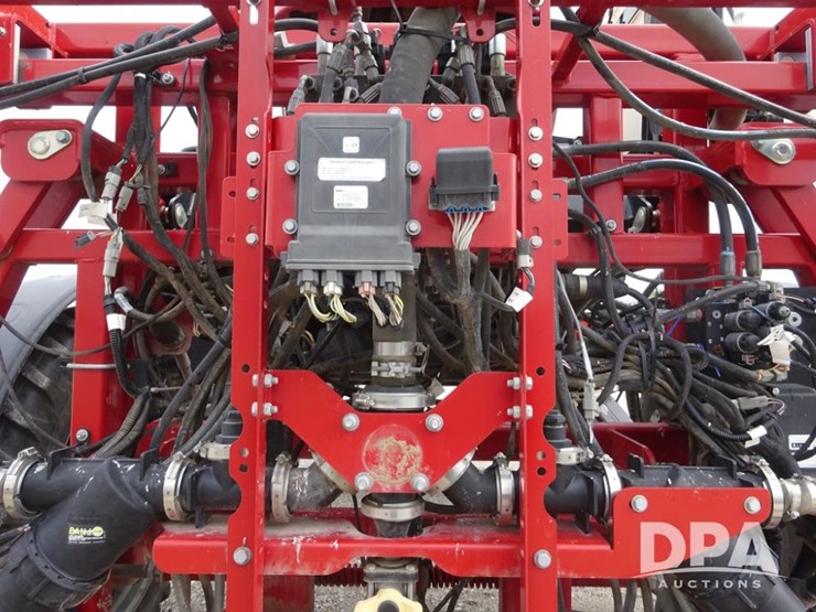 2019-case-ih-patriot-3340-image-55