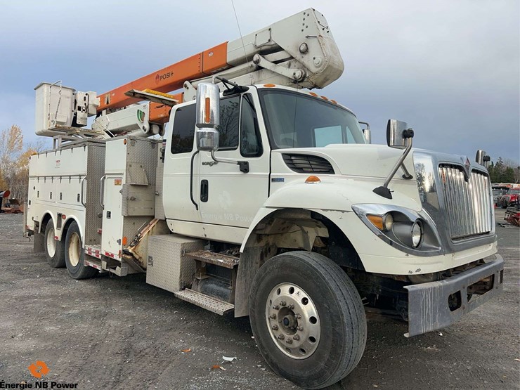 2012-international-7400-image-3