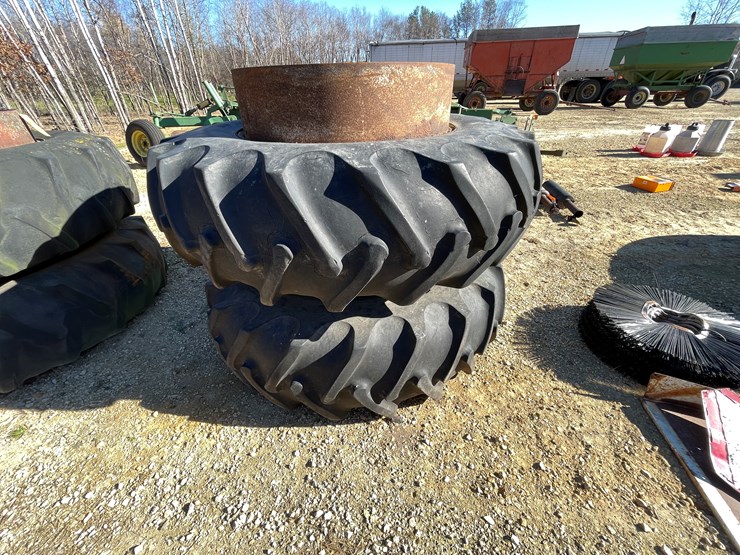 #5939-•-set-of-co-op-18.4-34-clamp-on-duals-image-1