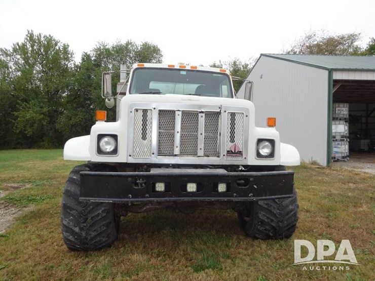 2002-international-2554-image-4