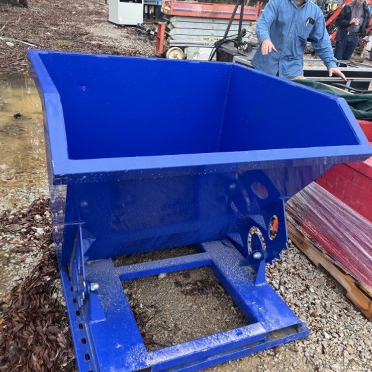 #3305 • Unused Dumpster