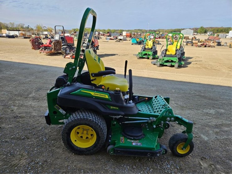 2022-john-deere-z930m-image-6