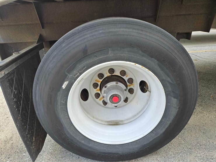 2012-great-dane-trailer-image-5