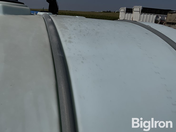 2550-gallon-poly-tank-image-15