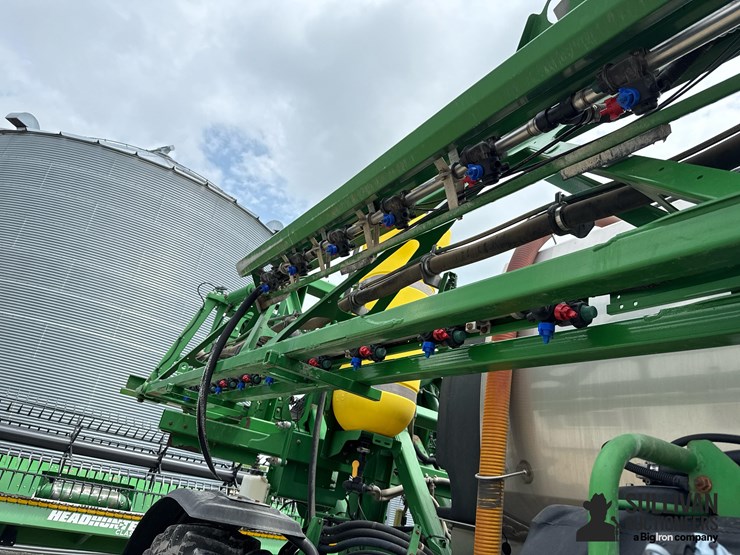 2014-john-deere-r4038-image-16