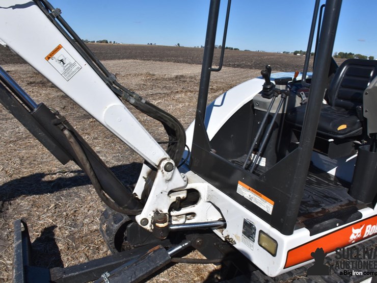 2007-bobcat-329g-image-14