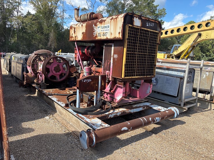 #2567-•-water-pump,-diesel-engine,-skid-mtd-|-parts-or-repair-image-1