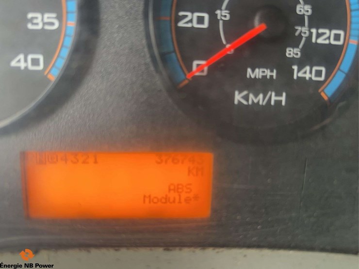 2012-international-7400-image-27