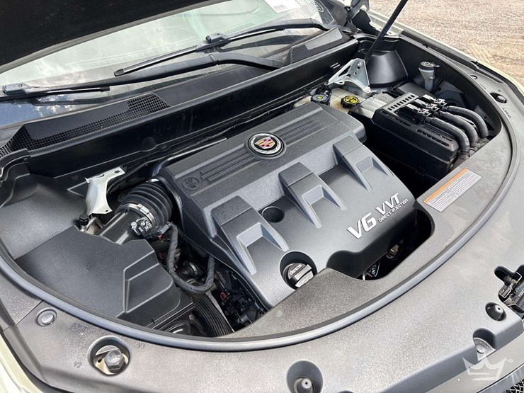 2013-cadillac-srx-image-8