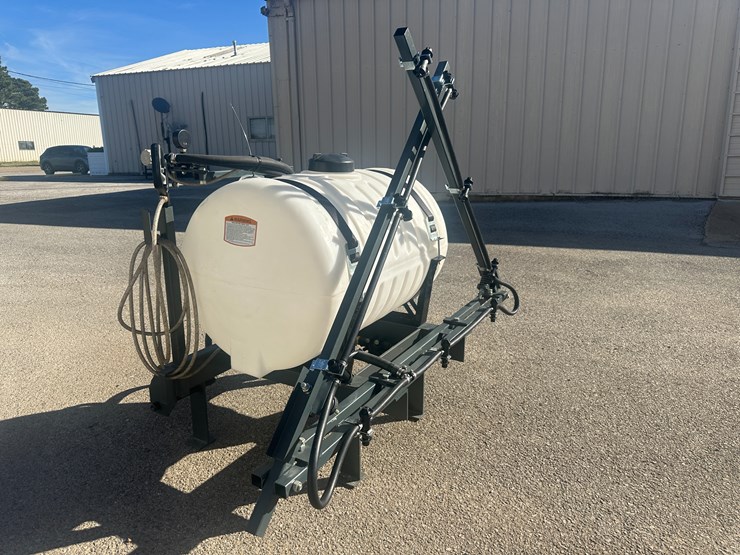 caterpillar-12-image-4