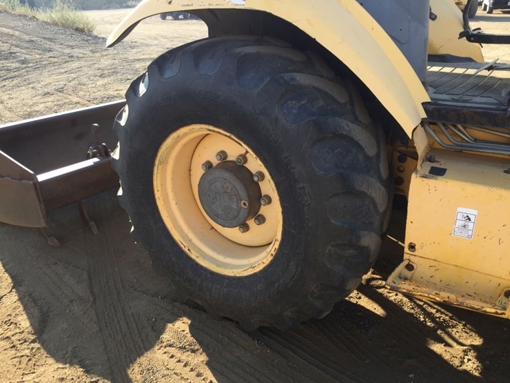 2005-new-holland-lv80-image-11